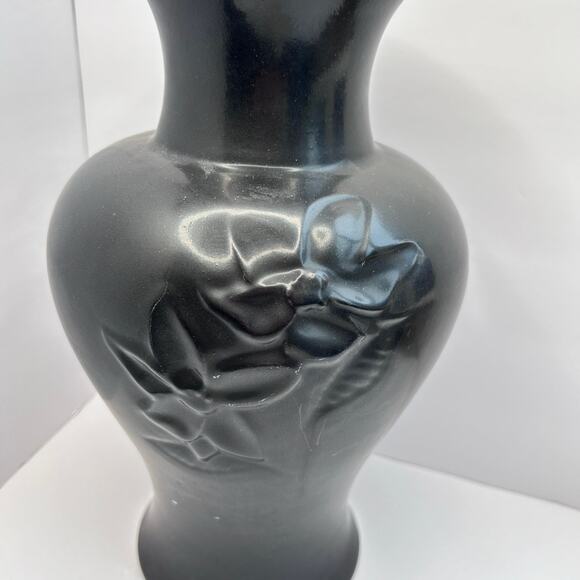 Large Haeger Floor Vase Matte Black Embossed Flowers 13” 7101 - Picture 2 of 9